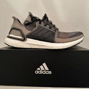 Adidas UltraBoost 19 Sz 11